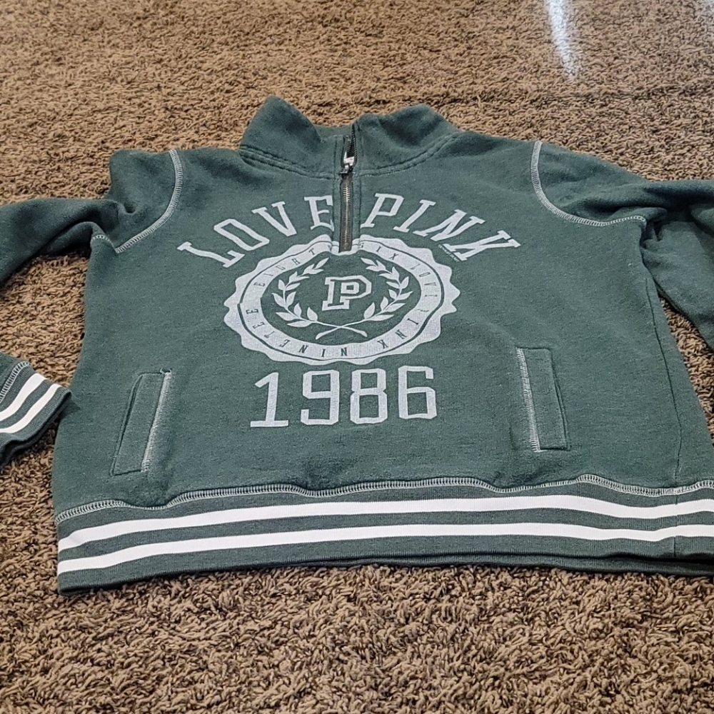 Vs pink hoodie 2/$25